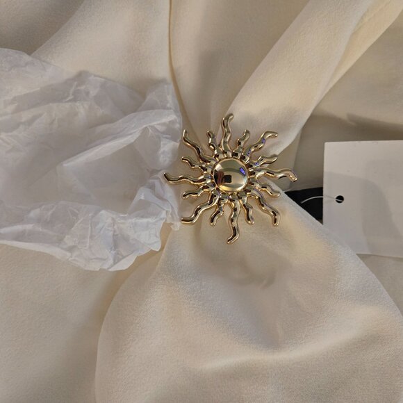 H&M cream tube tab - Picture 2 of 3